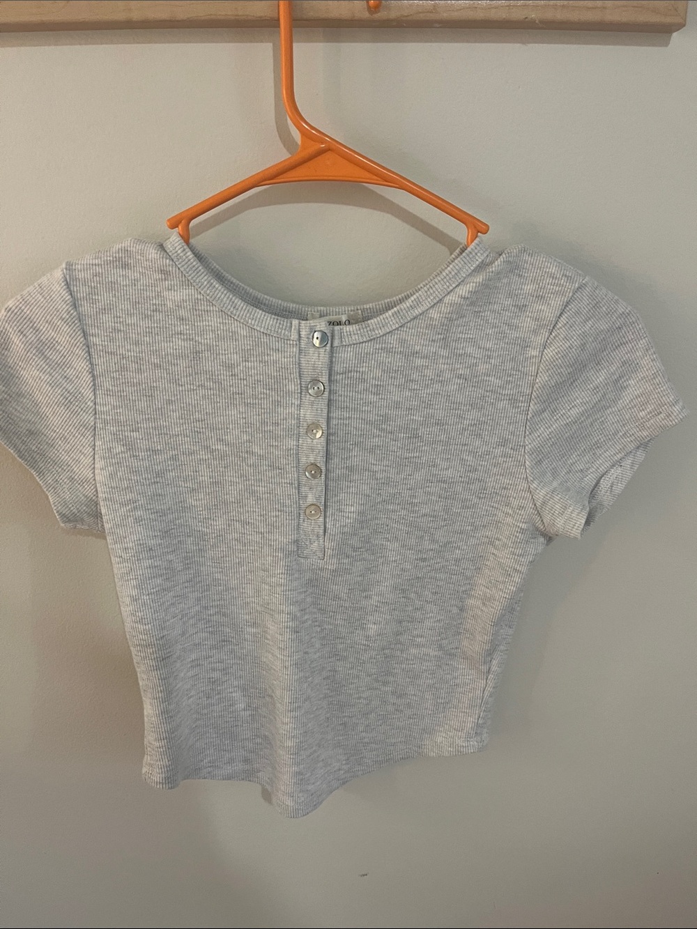 Bozzolo Light Gray Ribbed Henley Crop Top